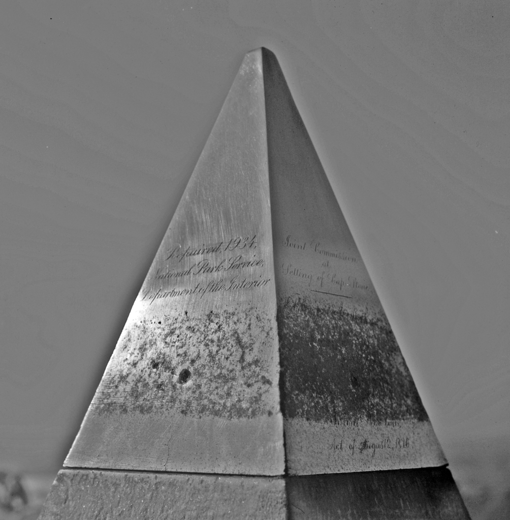 Washington Monument Aluminum Apex Laus Deo